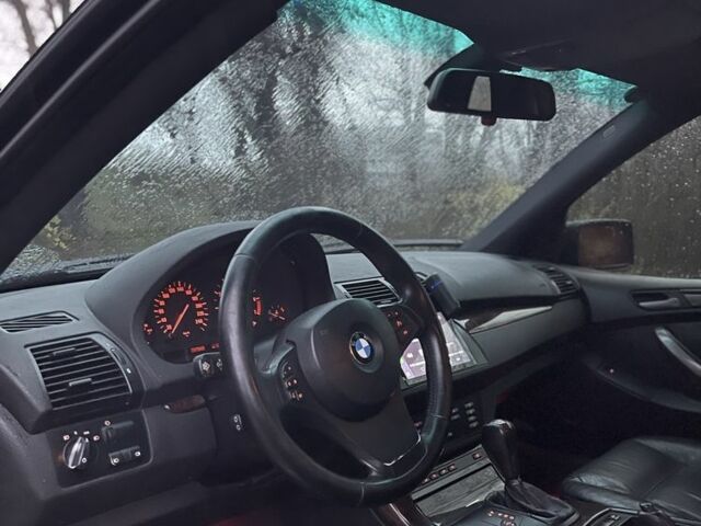 Черный БМВ Х5, объемом двигателя 4.4 л и пробегом 380 тыс. км за 8300 $, фото 5 на Automoto.ua