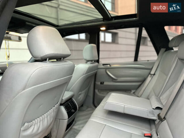 Чорний БМВ Х5, об'ємом двигуна 3 л та пробігом 304 тис. км за 10350 $, фото 79 на Automoto.ua
