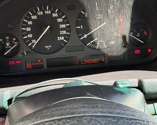 Черный БМВ Х5, объемом двигателя 3 л и пробегом 325 тыс. км за 6500 $, фото 10 на Automoto.ua