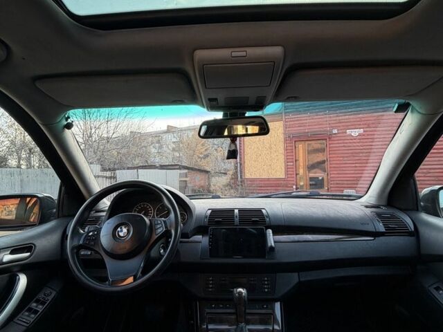 Черный БМВ Х5, объемом двигателя 3 л и пробегом 350 тыс. км за 6100 $, фото 12 на Automoto.ua