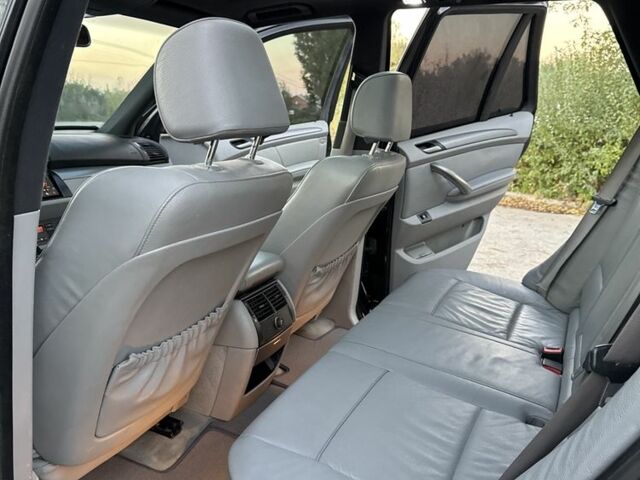 Черный БМВ Х5, объемом двигателя 3 л и пробегом 350 тыс. км за 11500 $, фото 12 на Automoto.ua