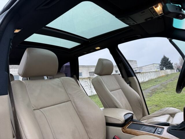 Чорний БМВ Х5, об'ємом двигуна 3 л та пробігом 310 тис. км за 6850 $, фото 21 на Automoto.ua