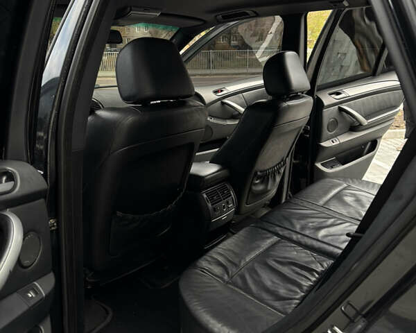 Чорний БМВ Х5, об'ємом двигуна 3 л та пробігом 397 тис. км за 10500 $, фото 9 на Automoto.ua