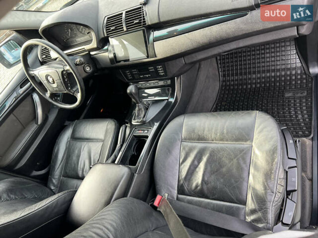 Чорний БМВ Х5, об'ємом двигуна 3 л та пробігом 300 тис. км за 4999 $, фото 19 на Automoto.ua