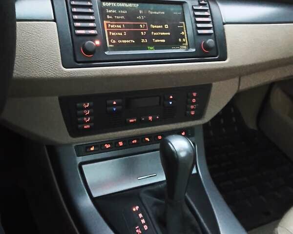 Черный БМВ Х5, объемом двигателя 3 л и пробегом 462 тыс. км за 12900 $, фото 82 на Automoto.ua