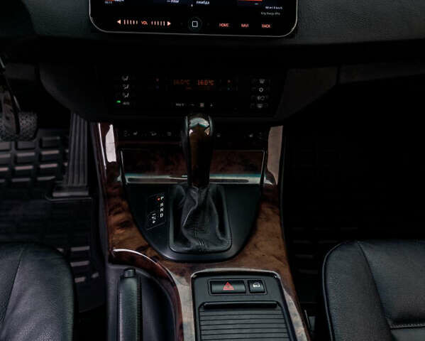 Черный БМВ Х5, объемом двигателя 3 л и пробегом 380 тыс. км за 15300 $, фото 32 на Automoto.ua