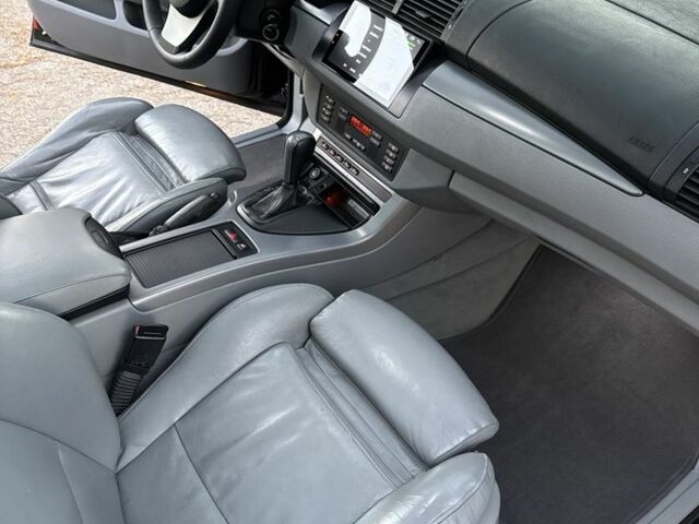 Черный БМВ Х5, объемом двигателя 3 л и пробегом 350 тыс. км за 11500 $, фото 9 на Automoto.ua