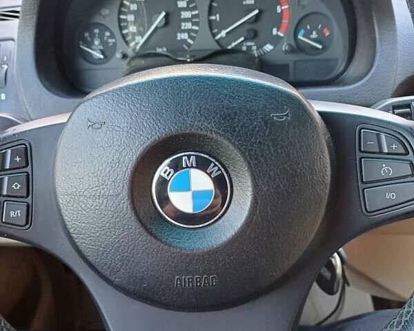 Черный БМВ Х5, объемом двигателя 3 л и пробегом 280 тыс. км за 14700 $, фото 25 на Automoto.ua