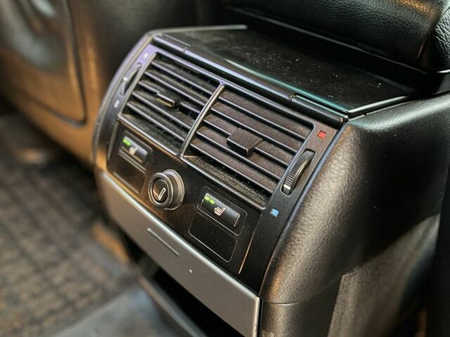 Чорний БМВ Х5, об'ємом двигуна 3 л та пробігом 400 тис. км за 6000 $, фото 3 на Automoto.ua