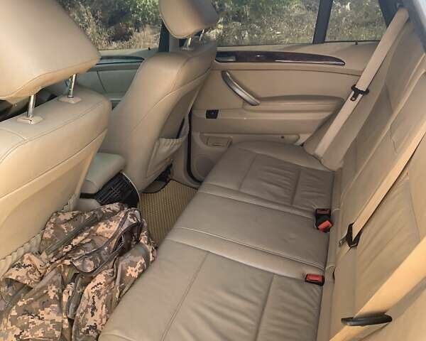 Черный БМВ Х5, объемом двигателя 3 л и пробегом 215 тыс. км за 6300 $, фото 6 на Automoto.ua