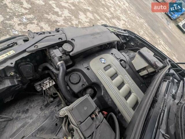 Черный БМВ Х5, объемом двигателя 2.99 л и пробегом 349 тыс. км за 12400 $, фото 37 на Automoto.ua