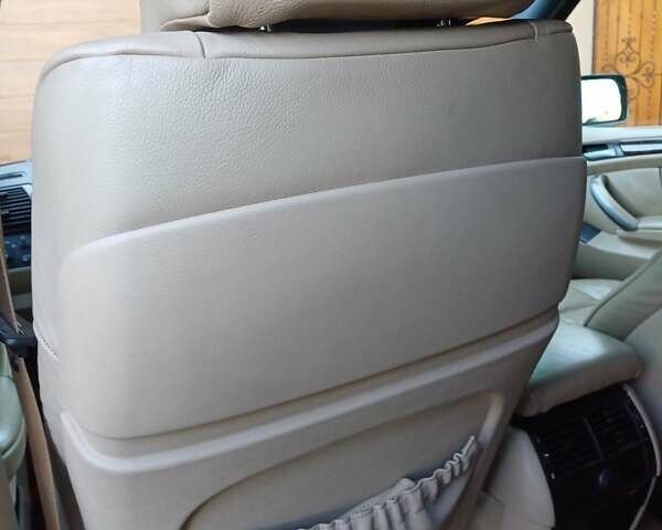 Черный БМВ Х5, объемом двигателя 3 л и пробегом 280 тыс. км за 14700 $, фото 58 на Automoto.ua