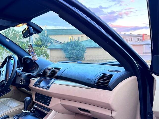 Черный БМВ Х5, объемом двигателя 3 л и пробегом 290 тыс. км за 10800 $, фото 6 на Automoto.ua