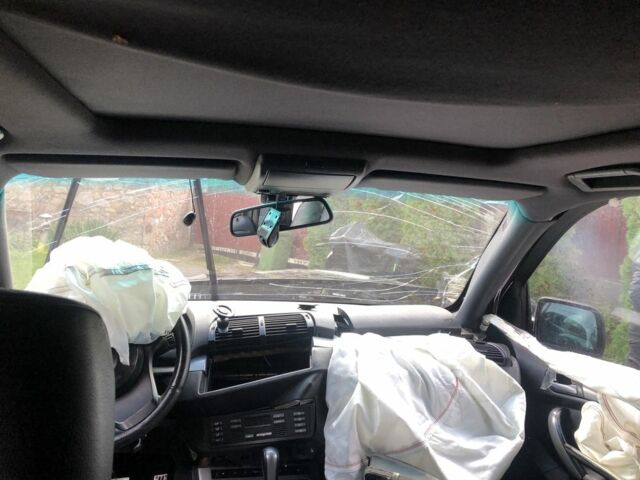 Чорний БМВ Х5, об'ємом двигуна 3 л та пробігом 500 тис. км за 6499 $, фото 5 на Automoto.ua