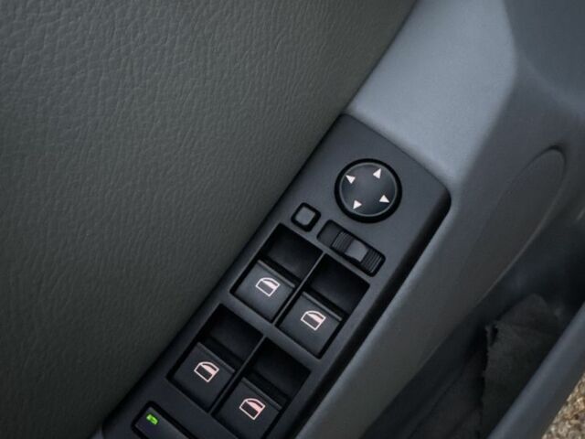 Черный БМВ Х5, объемом двигателя 3 л и пробегом 350 тыс. км за 11500 $, фото 19 на Automoto.ua