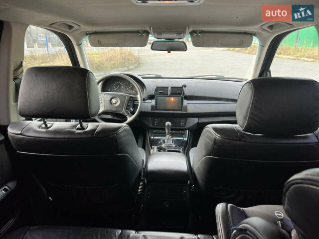 Чорний БМВ Х5, об'ємом двигуна 3 л та пробігом 300 тис. км за 4999 $, фото 17 на Automoto.ua