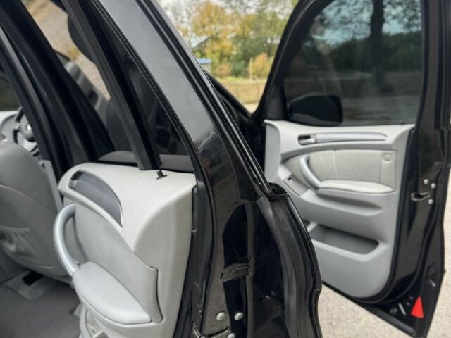 Черный БМВ Х5, объемом двигателя 3 л и пробегом 350 тыс. км за 11500 $, фото 17 на Automoto.ua