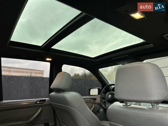 Чорний БМВ Х5, об'ємом двигуна 3 л та пробігом 304 тис. км за 10350 $, фото 71 на Automoto.ua
