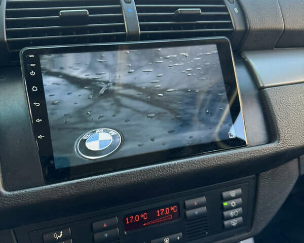 Чорний БМВ Х5, об'ємом двигуна 3 л та пробігом 320 тис. км за 12999 $, фото 2 на Automoto.ua