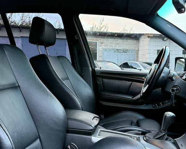 Чорний БМВ Х5, об'ємом двигуна 3 л та пробігом 447 тис. км за 11999 $, фото 37 на Automoto.ua