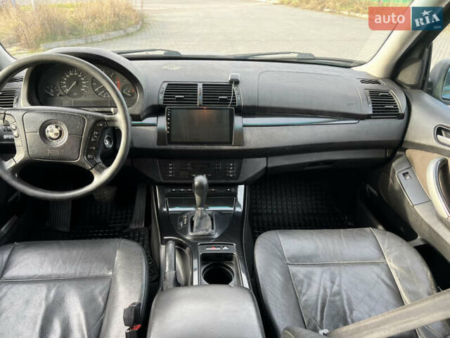 Чорний БМВ Х5, об'ємом двигуна 3 л та пробігом 300 тис. км за 4999 $, фото 20 на Automoto.ua