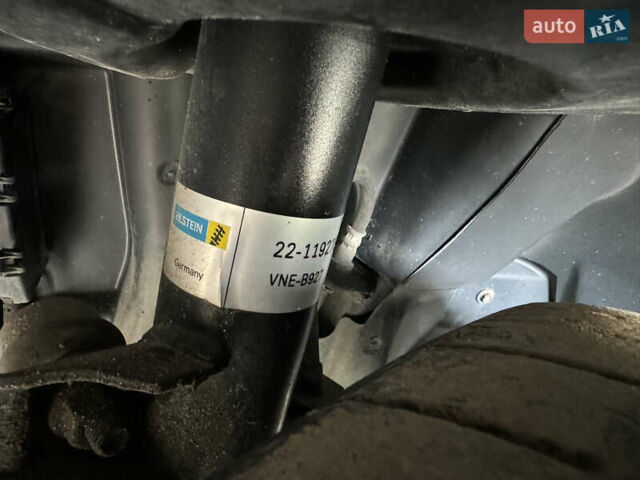 Чорний БМВ Х5, об'ємом двигуна 3 л та пробігом 320 тис. км за 12999 $, фото 26 на Automoto.ua