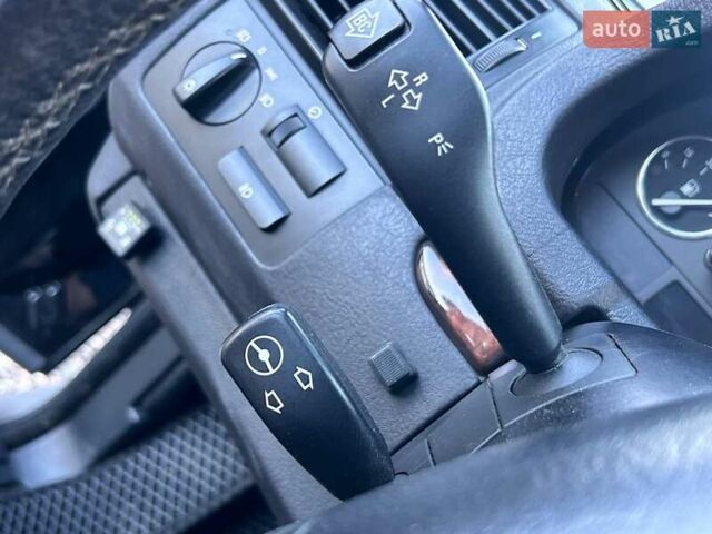 Черный БМВ Х5, объемом двигателя 4.4 л и пробегом 311 тыс. км за 9500 $, фото 20 на Automoto.ua