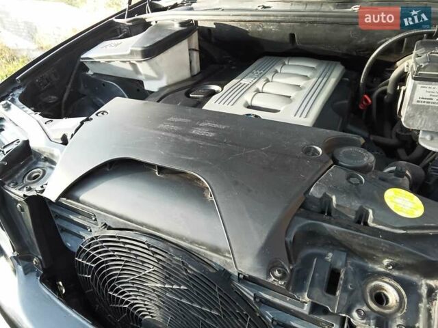 Черный БМВ Х5, объемом двигателя 3 л и пробегом 462 тыс. км за 12900 $, фото 56 на Automoto.ua