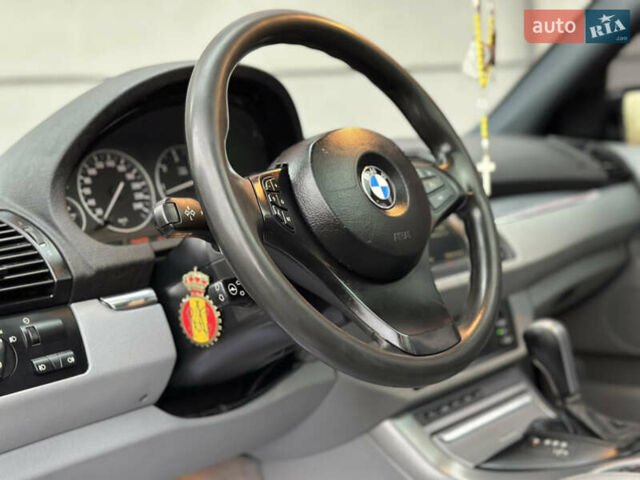 Чорний БМВ Х5, об'ємом двигуна 3 л та пробігом 304 тис. км за 10350 $, фото 38 на Automoto.ua