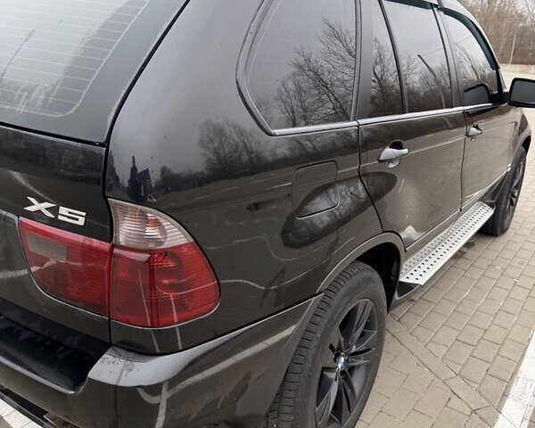 Черный БМВ Х5, объемом двигателя 4.4 л и пробегом 375 тыс. км за 10300 $, фото 7 на Automoto.ua