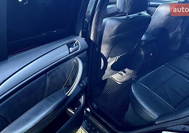 Чорний БМВ Х5, об'ємом двигуна 3 л та пробігом 355 тис. км за 14900 $, фото 10 на Automoto.ua