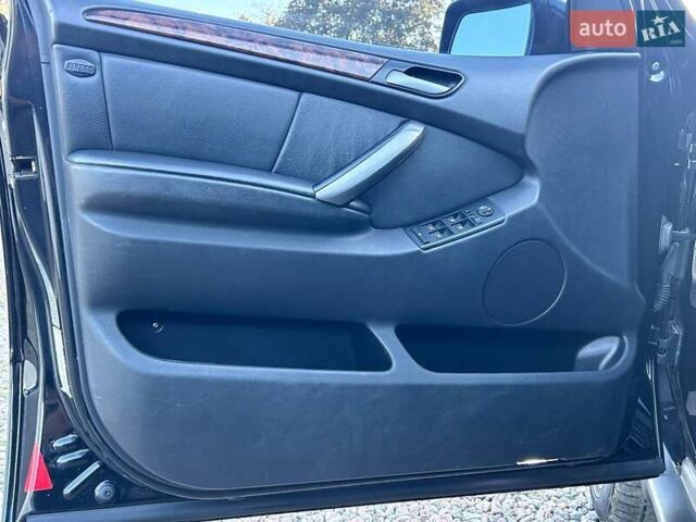 Черный БМВ Х5, объемом двигателя 4.4 л и пробегом 311 тыс. км за 9500 $, фото 9 на Automoto.ua