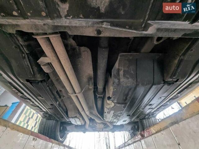 Черный БМВ Х5, объемом двигателя 2.99 л и пробегом 349 тыс. км за 12400 $, фото 28 на Automoto.ua