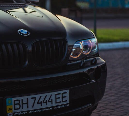 Чорний БМВ Х5, об'ємом двигуна 3 л та пробігом 260 тис. км за 13500 $, фото 4 на Automoto.ua