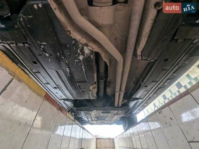 Черный БМВ Х5, объемом двигателя 2.99 л и пробегом 349 тыс. км за 12400 $, фото 30 на Automoto.ua