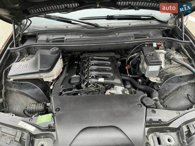 Черный БМВ Х5, объемом двигателя 3 л и пробегом 350 тыс. км за 12900 $, фото 45 на Automoto.ua