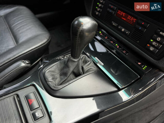 Черный БМВ Х5, объемом двигателя 3 л и пробегом 263 тыс. км за 12999 $, фото 64 на Automoto.ua