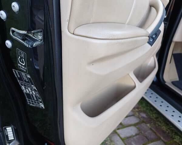 Черный БМВ Х5, объемом двигателя 3 л и пробегом 280 тыс. км за 14700 $, фото 61 на Automoto.ua