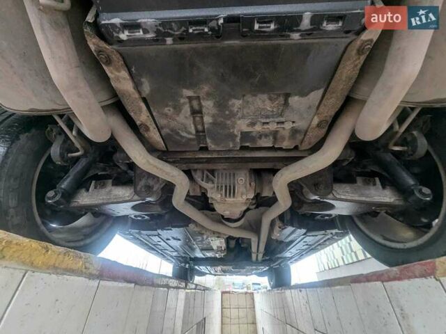 Черный БМВ Х5, объемом двигателя 2.99 л и пробегом 349 тыс. км за 12400 $, фото 32 на Automoto.ua