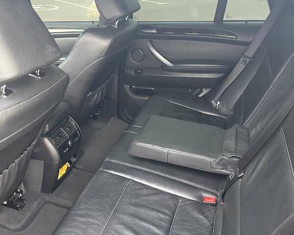 Чорний БМВ Х5, об'ємом двигуна 3 л та пробігом 400 тис. км за 13000 $, фото 14 на Automoto.ua