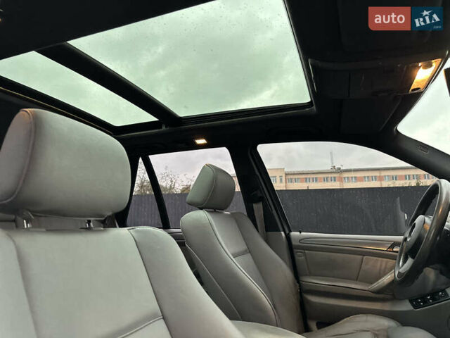 Чорний БМВ Х5, об'ємом двигуна 3 л та пробігом 304 тис. км за 10350 $, фото 63 на Automoto.ua