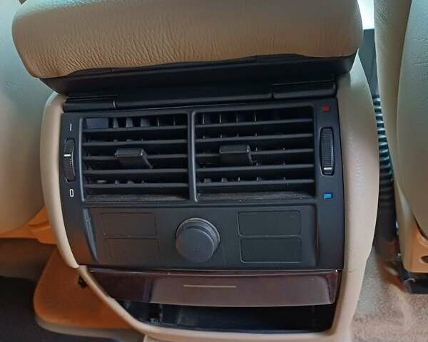 Черный БМВ Х5, объемом двигателя 3 л и пробегом 280 тыс. км за 14700 $, фото 45 на Automoto.ua