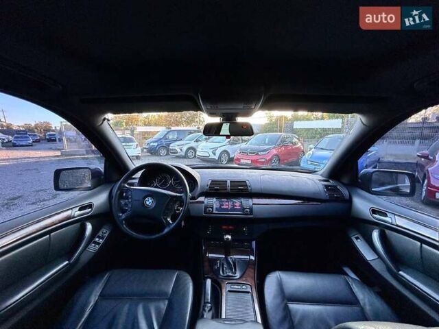 Черный БМВ Х5, объемом двигателя 4.4 л и пробегом 311 тыс. км за 9500 $, фото 32 на Automoto.ua