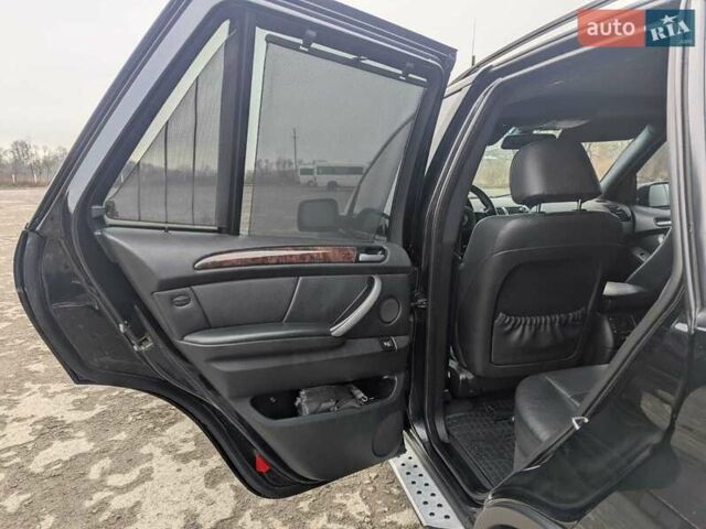 Черный БМВ Х5, объемом двигателя 2.99 л и пробегом 349 тыс. км за 12400 $, фото 11 на Automoto.ua