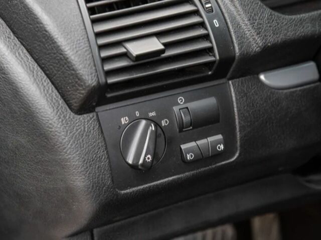 БМВ Х5 2005 в Днепре (Днепропетровске) на Automoto.ua Черный БМВ Х5, объемом двигателя 3 л и пробегом 245 тыс. км за 4100 $, фото 13 на Automoto.ua