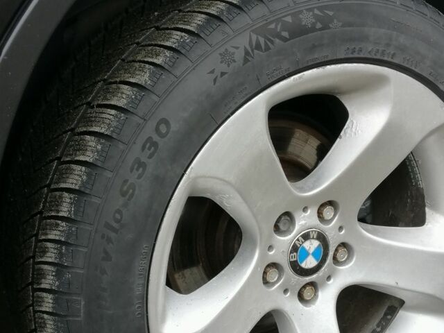 Чорний БМВ Х5, об'ємом двигуна 3 л та пробігом 340 тис. км за 6550 $, фото 17 на Automoto.ua