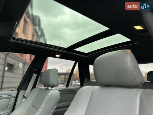 Чорний БМВ Х5, об'ємом двигуна 3 л та пробігом 304 тис. км за 10350 $, фото 42 на Automoto.ua