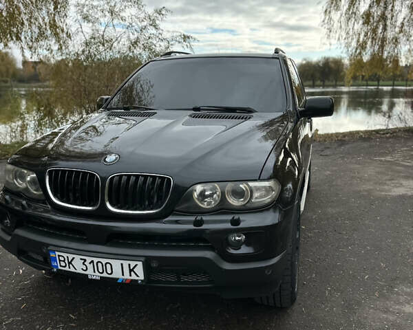 Черный БМВ Х5, объемом двигателя 3 л и пробегом 342 тыс. км за 11800 $, фото 2 на Automoto.ua