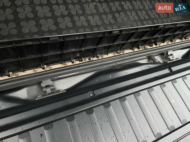 Черный БМВ Х5, объемом двигателя 3 л и пробегом 350 тыс. км за 12900 $, фото 40 на Automoto.ua