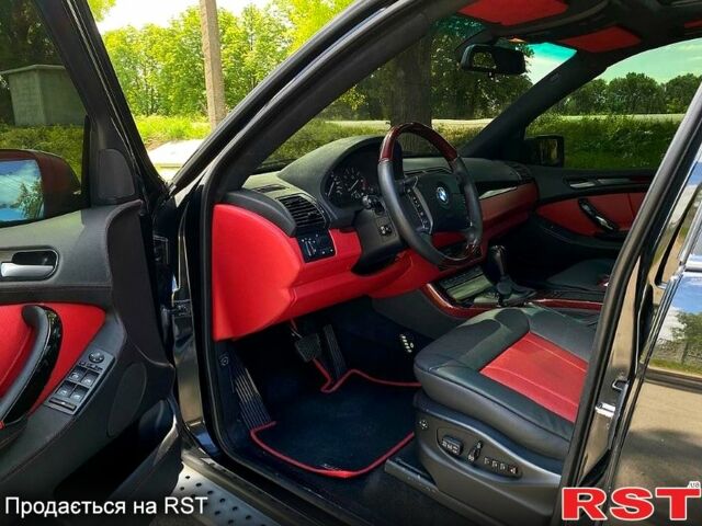 Черный БМВ Х5, объемом двигателя 4.4 л и пробегом 0 тыс. км за 9300 $, фото 2 на Automoto.ua